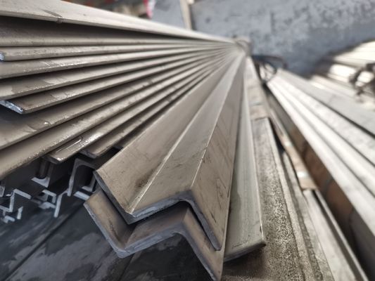 เหล็กแผ่นรีดร้อน No 1 ASTM 20X3MM Stainless Angle Bar