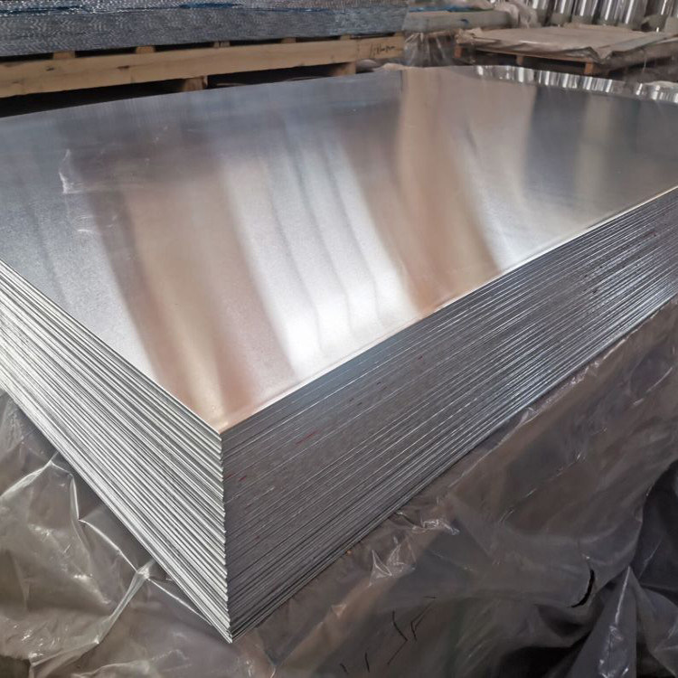 พื้นผิวกระจก 4x8 ss 316 304 แผ่นสแตนเลสม้วนรีดเย็น Ss304 เหล็กม้วนความกว้างที่กำหนดเอง